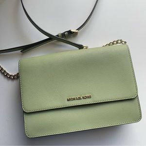 Michael Kors Daniela Crossbody in Light Sage